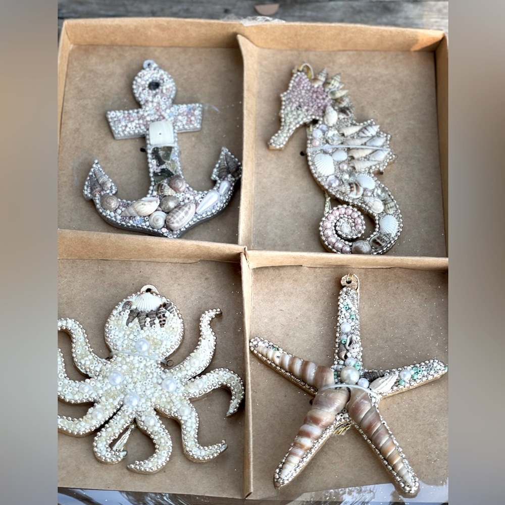 Tommy Bahama nautical seashells ornaments holiday Christmas seahorse starfish